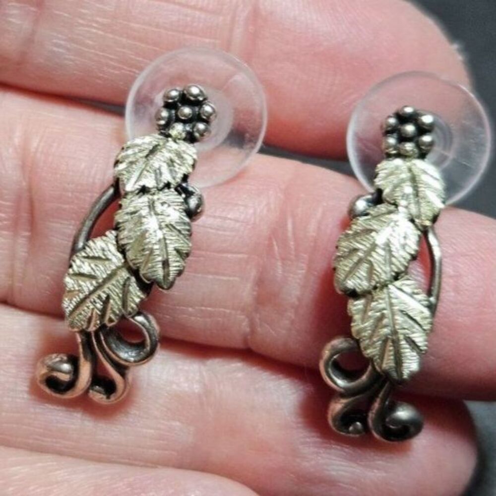 Sterling silver vintage leaf earrings